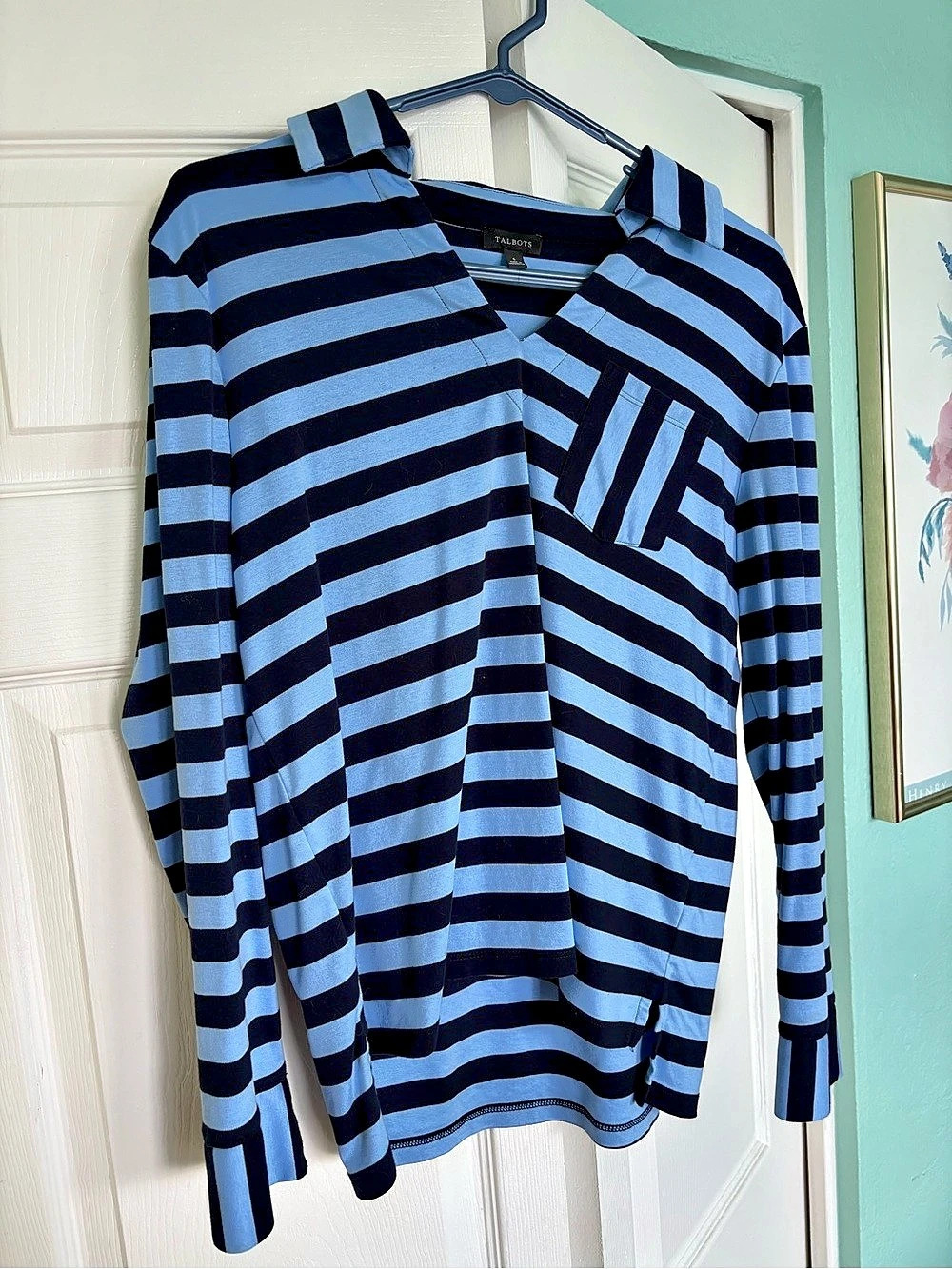 Talbots Striped Long Sleeve Top in Blue & Navy Size Medium Like New